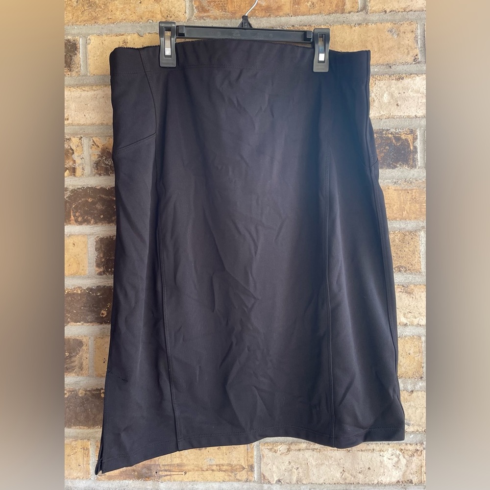 5 for $25🔥Daisy Fuentes Black Elastic Waist Skirt XL